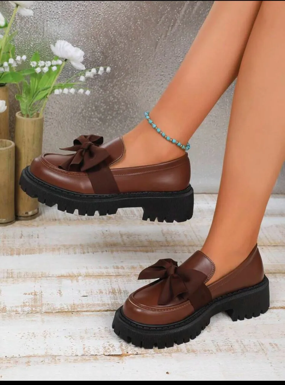 2025 New Patent Leather Anti-Slip Thick-Sole Mid-Heel British-Style Bowknot Slip-On Outdoor Loafers For Women, Valentines