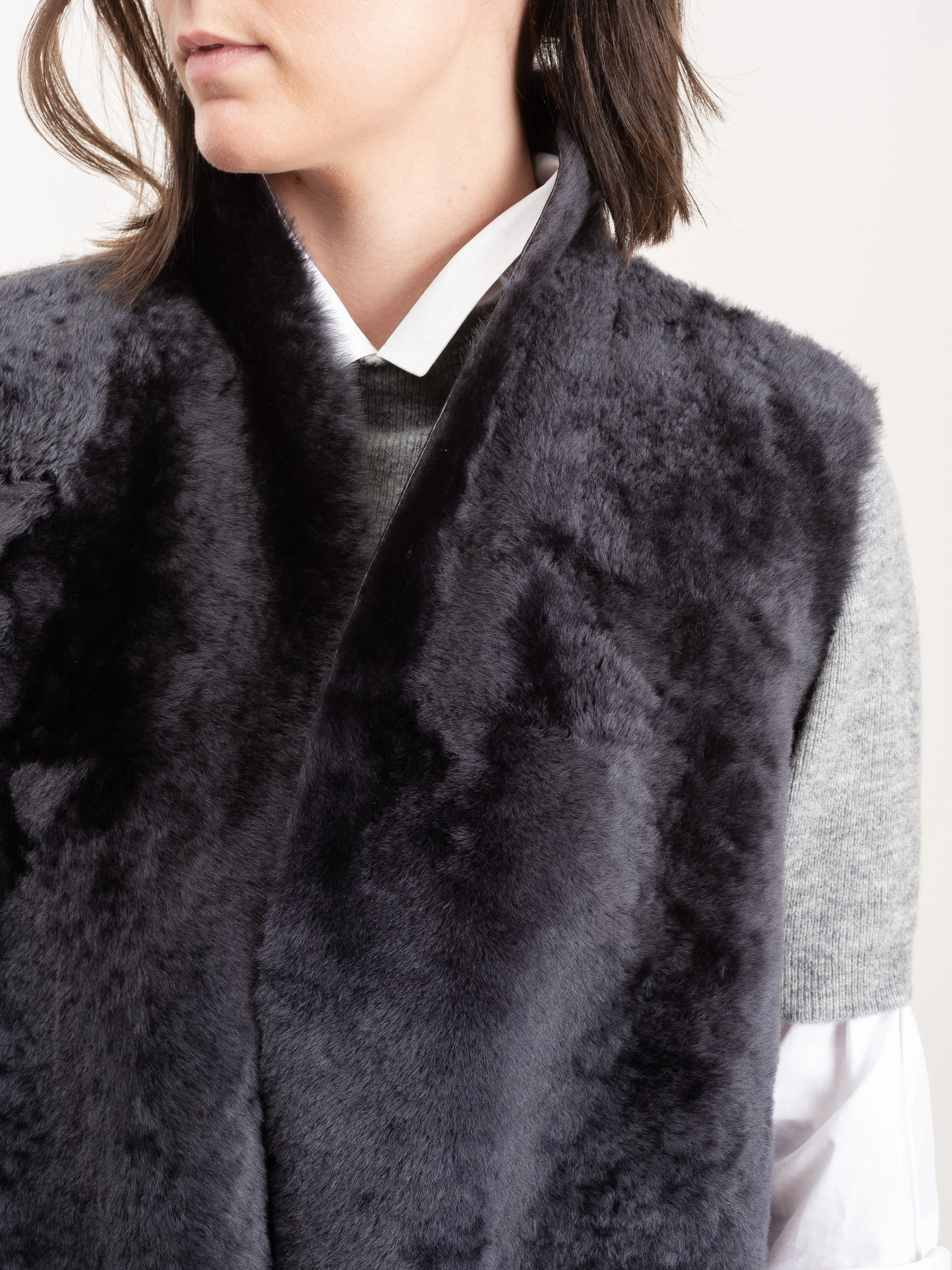 back knit and shearling crombie gilet - graphite