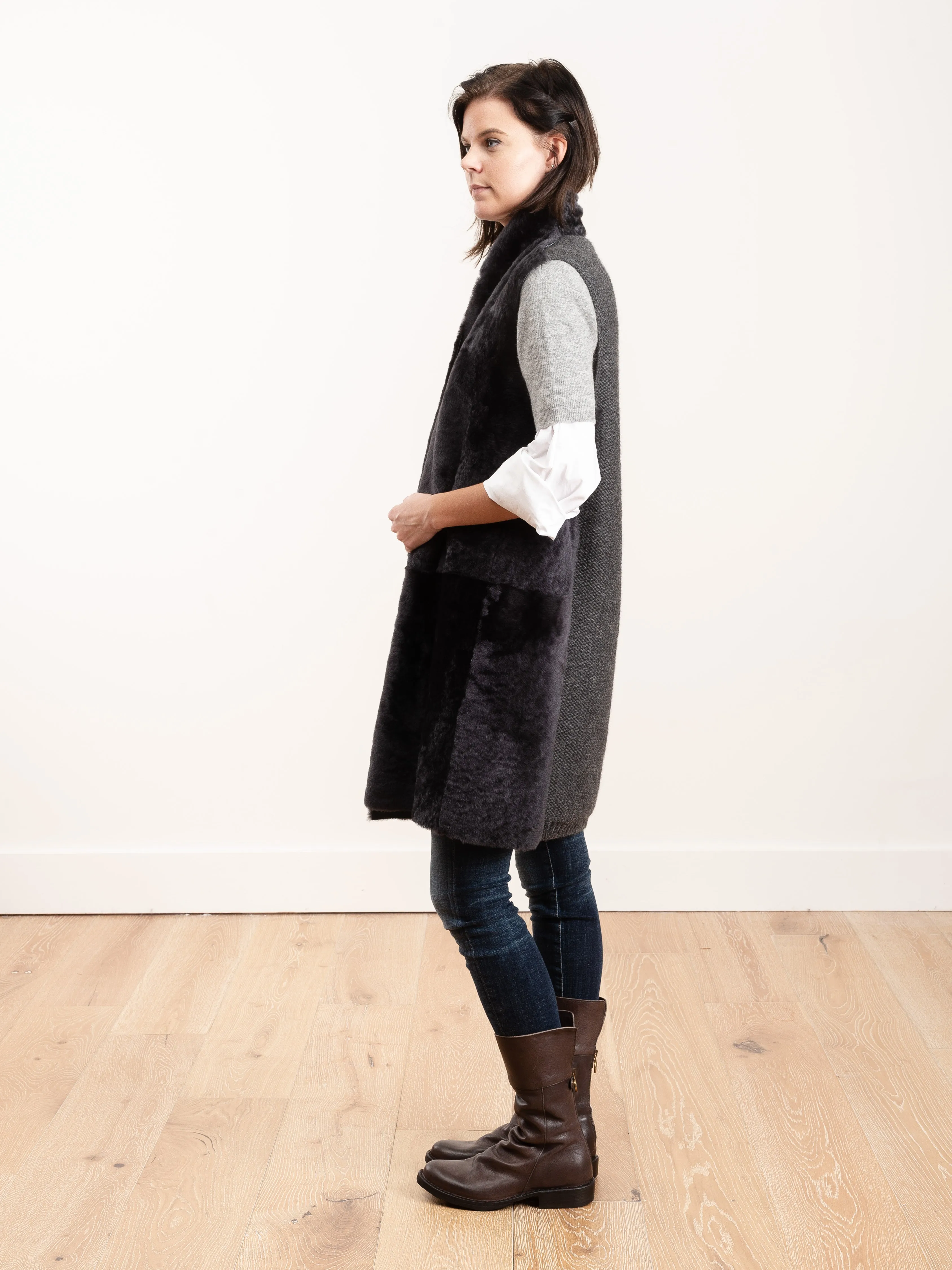 back knit and shearling crombie gilet - graphite