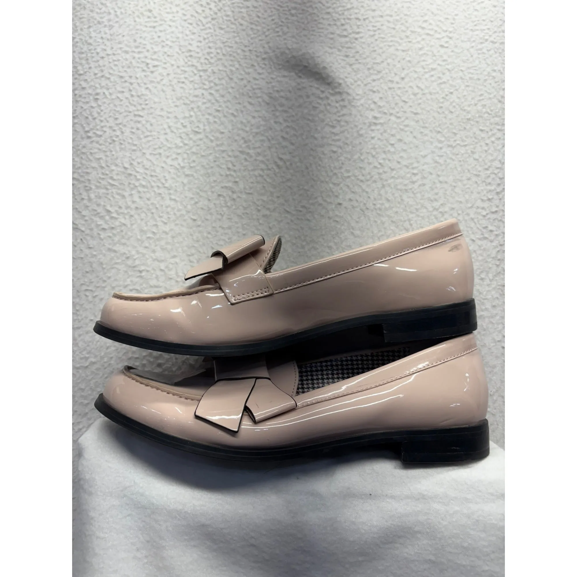 Blush Pink Patent Leather Loafers With Bow Detail By 1901 #7650
