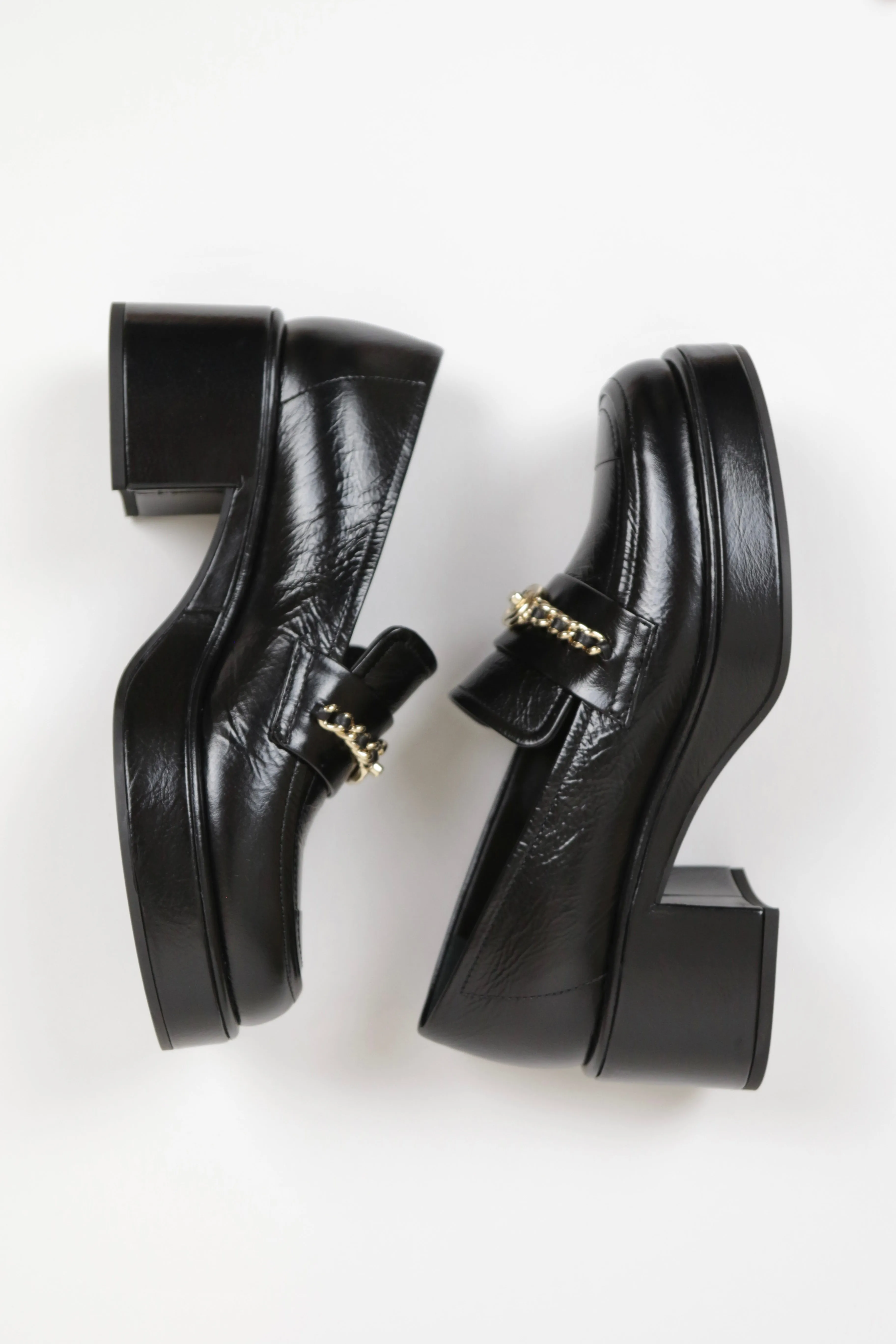 Chanel Black Lambskin Leather Chain Loafers