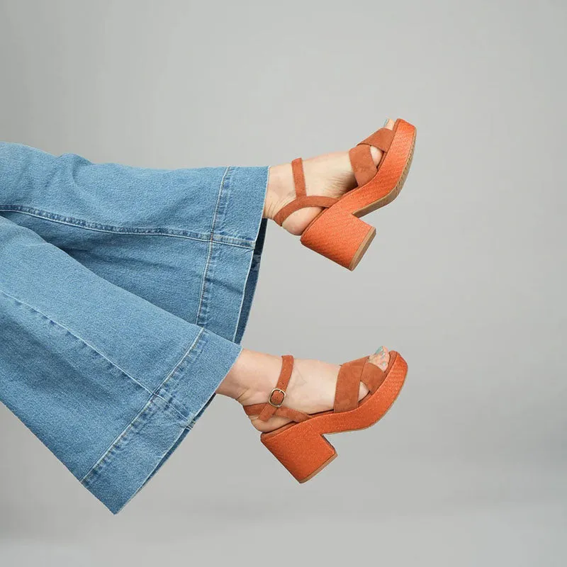 ESSKA Becca Sandals in Tan