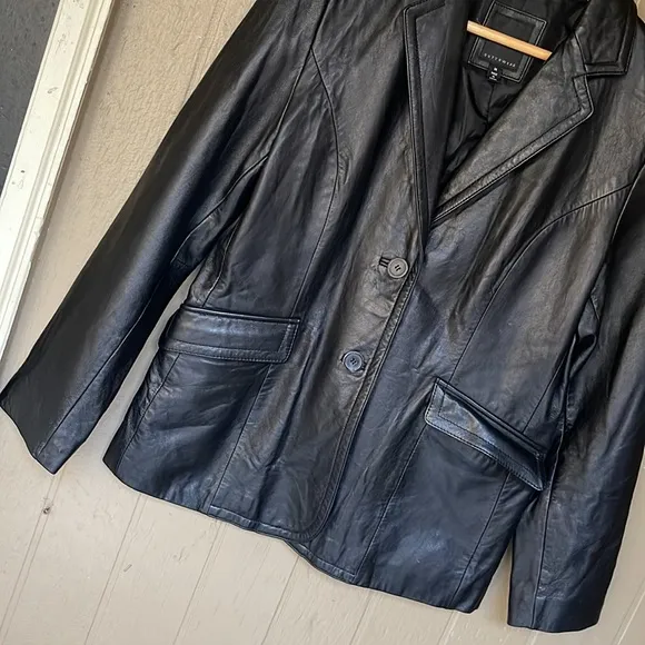 JLC New York Outerwear vintage leather blazer