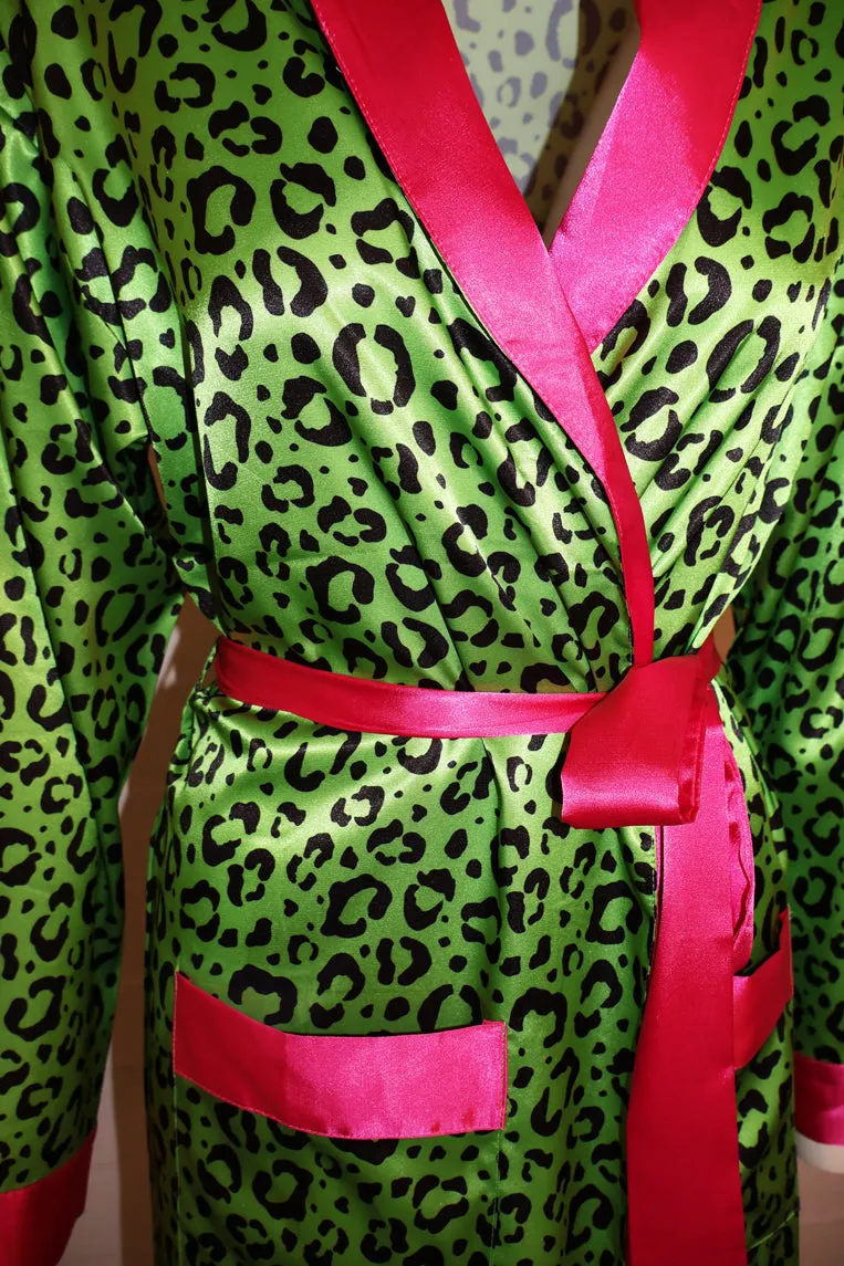Luinluland X M&A - The Robe in Neon Leopard
