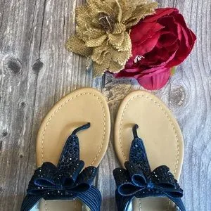 MATERIAL GIRL Shayleen Blue Rhinestone Flat Thong Sandals 6M