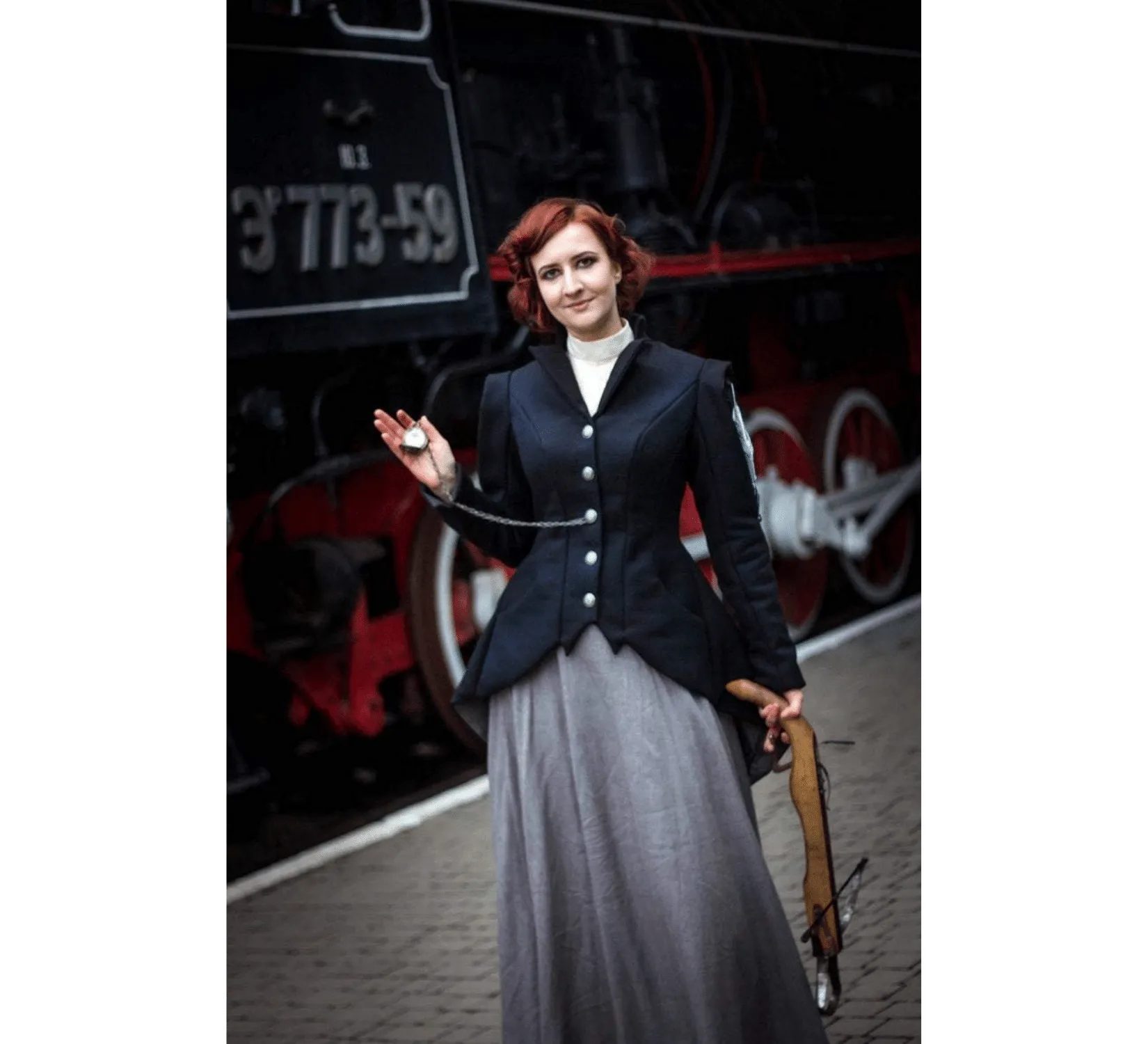 Miss Peregrine Victorian jacket black