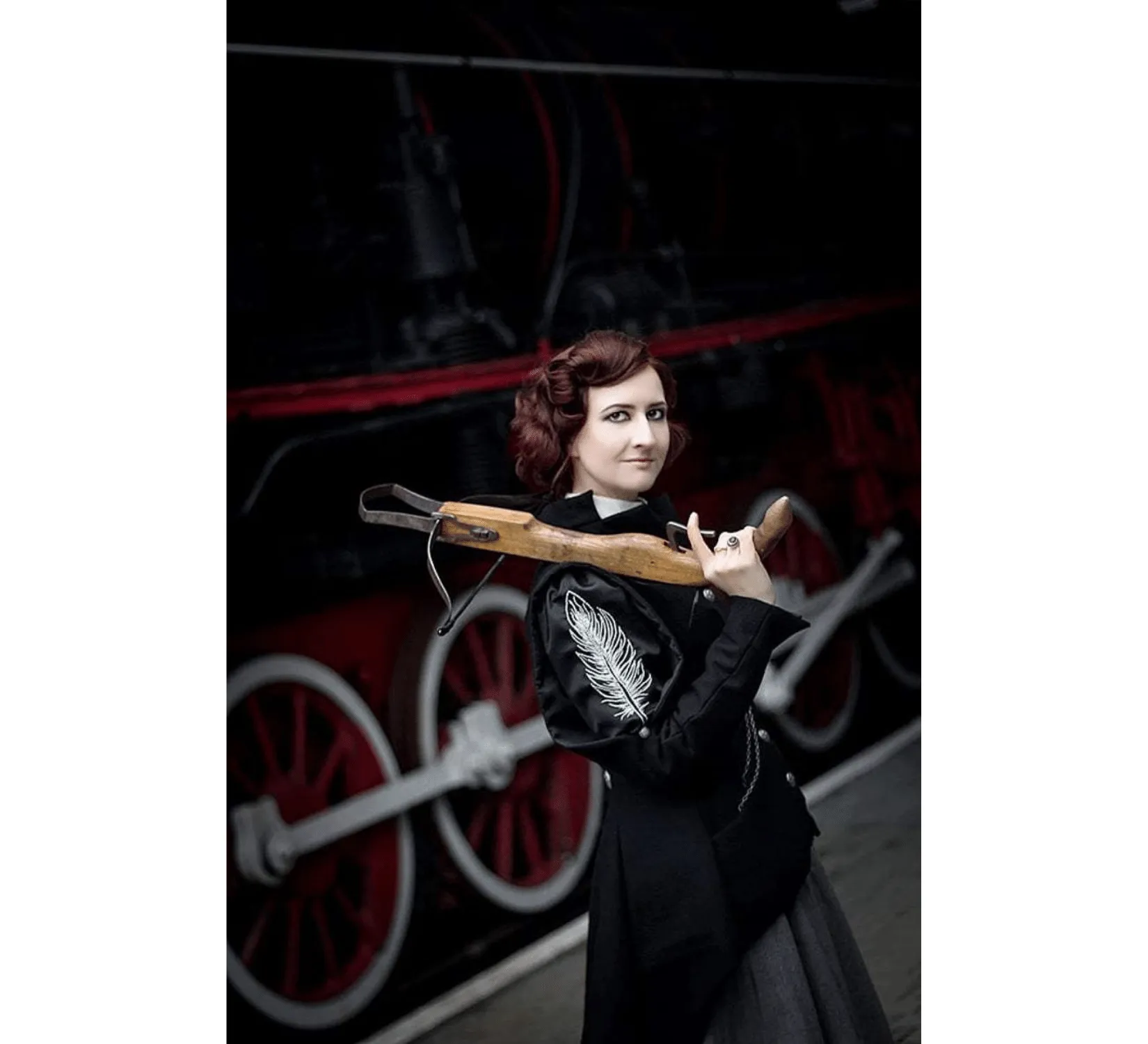 Miss Peregrine Victorian jacket black