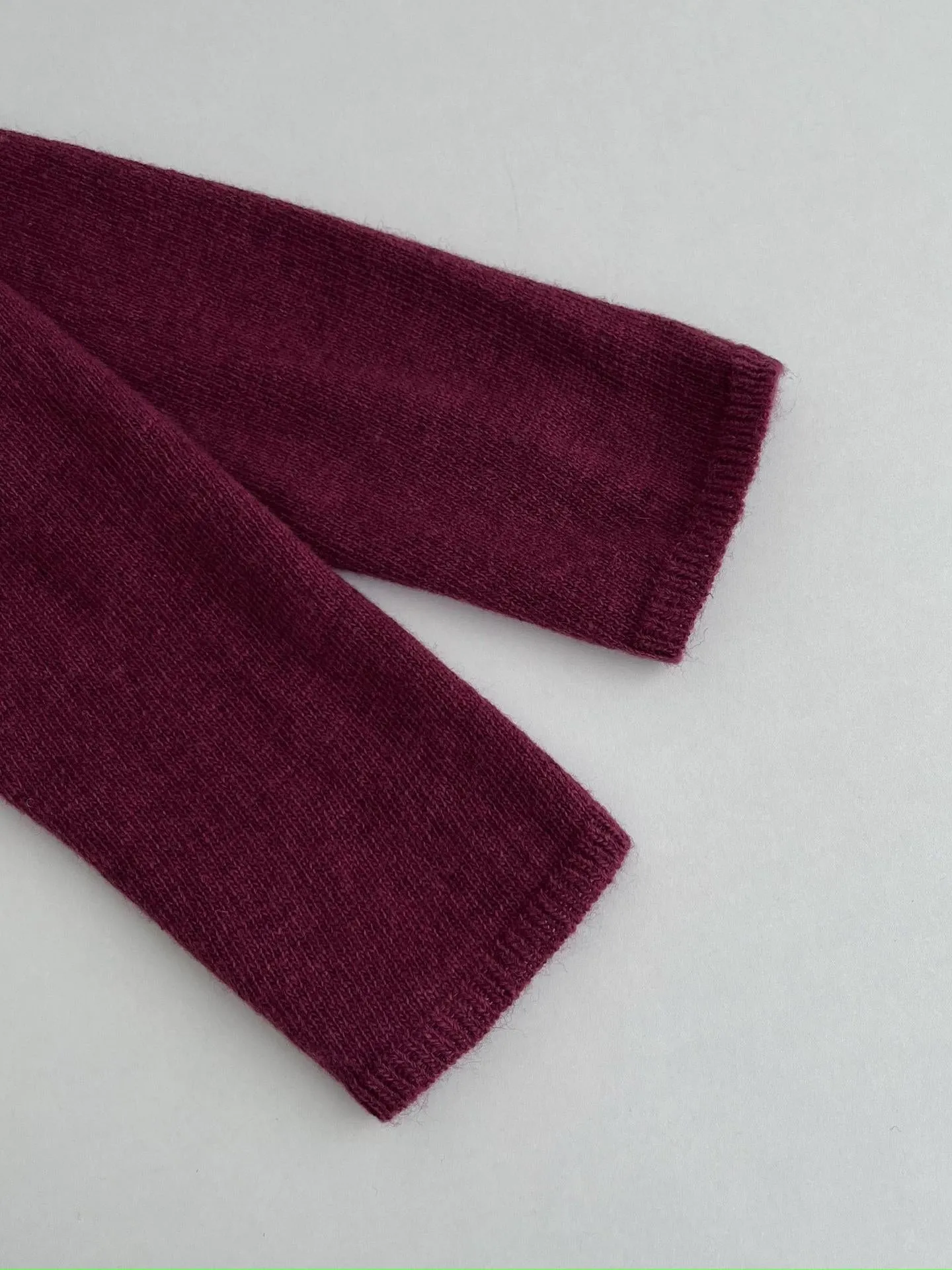 NEW & IN-STOCK - Korean Cropped Wool Blend Cardigan