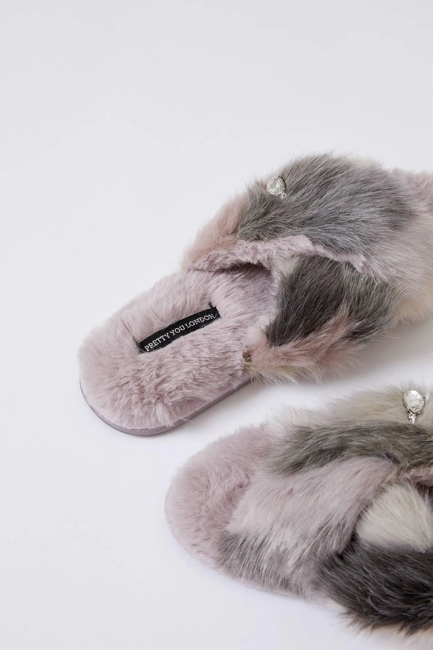 Pretty You London Womens Slider Slippers Blyss in Lilac - XL