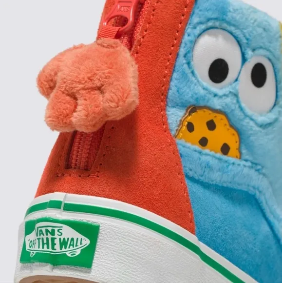 RARE Collab Sesame Street x Vans US Kids Size 2 Sk8-hi Zipper Heel Sneakers