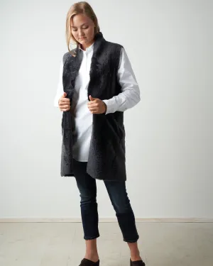 stand collar shearling gilet - graphite