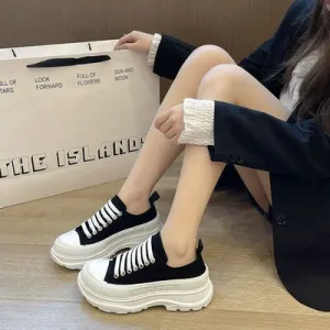 Vetersluitende platform sneakers met ronde neus